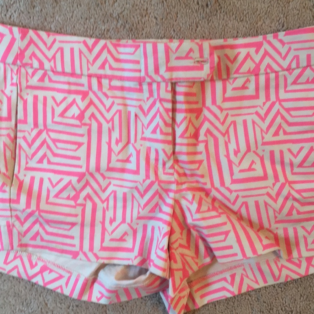 Shorts - Picture 2 of 3